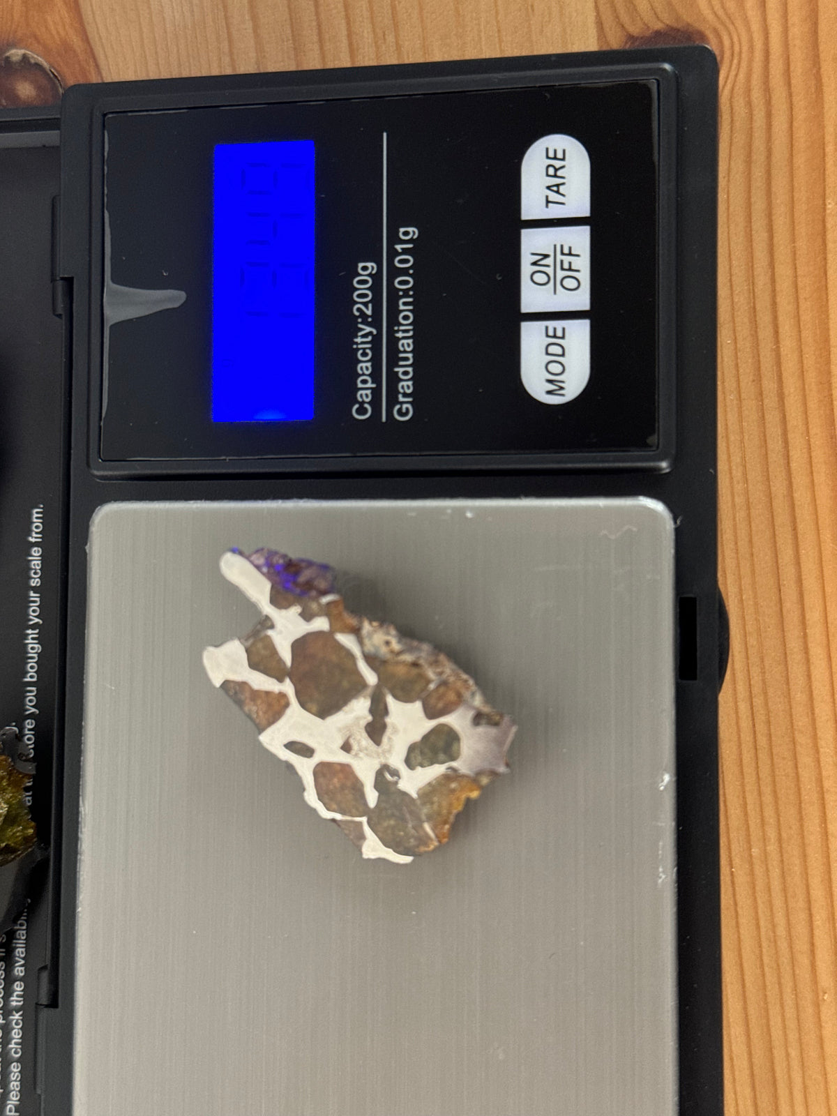 IMILAC PALLASITE METEORITE, END CUT, CHILE. 13,5 GRAMS.