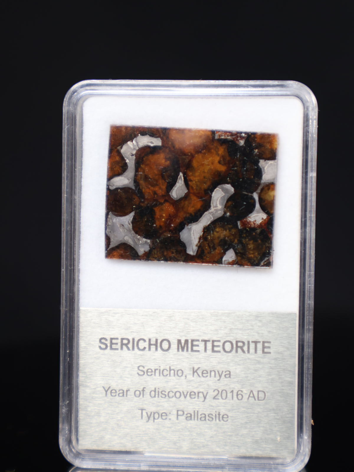 SERICHO METEORITE, KENYA. DISPLAY BOX. 5 GRAMS.