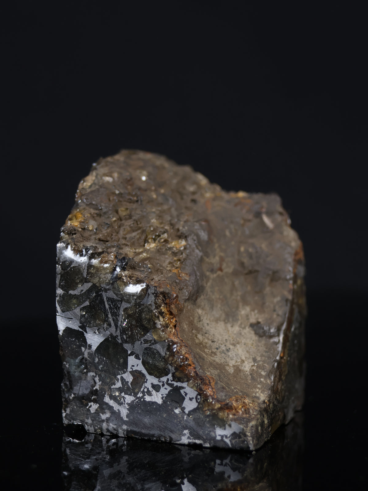 Seymchan meteorite, Russia. 95 grams end-cut.