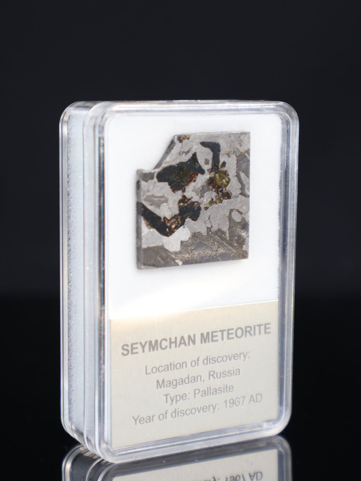 SEYMCHAN METEORITE, RUSSIA. DISPLAY BOX. 6,3 GRAMS.