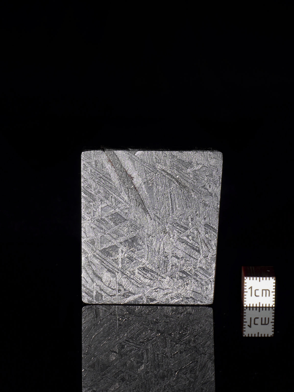 Aletai Meteorite, Gobi desert, China. 84,38 grams.