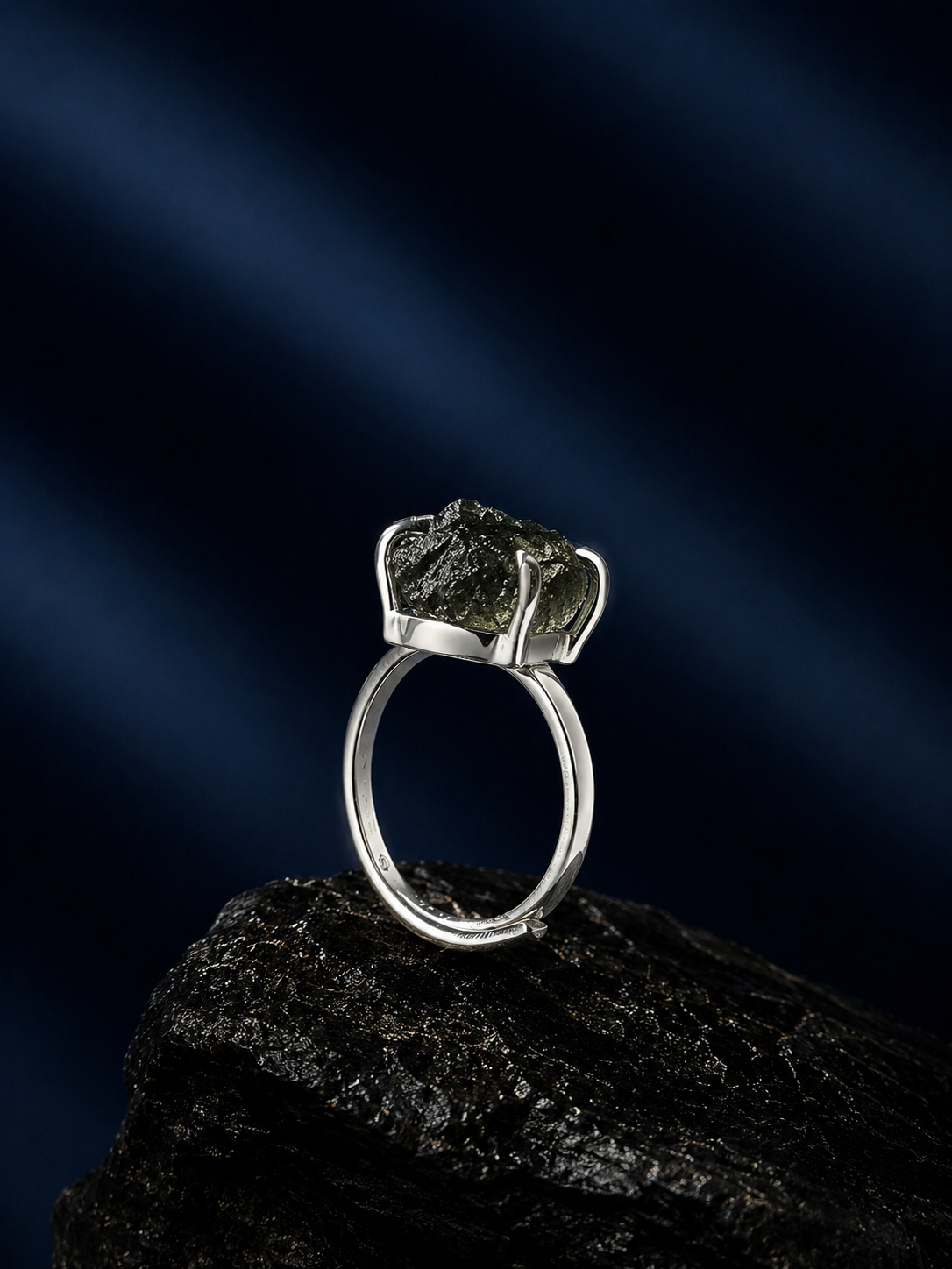 Raw Moldavite ring, silver 925. Adjustable.
