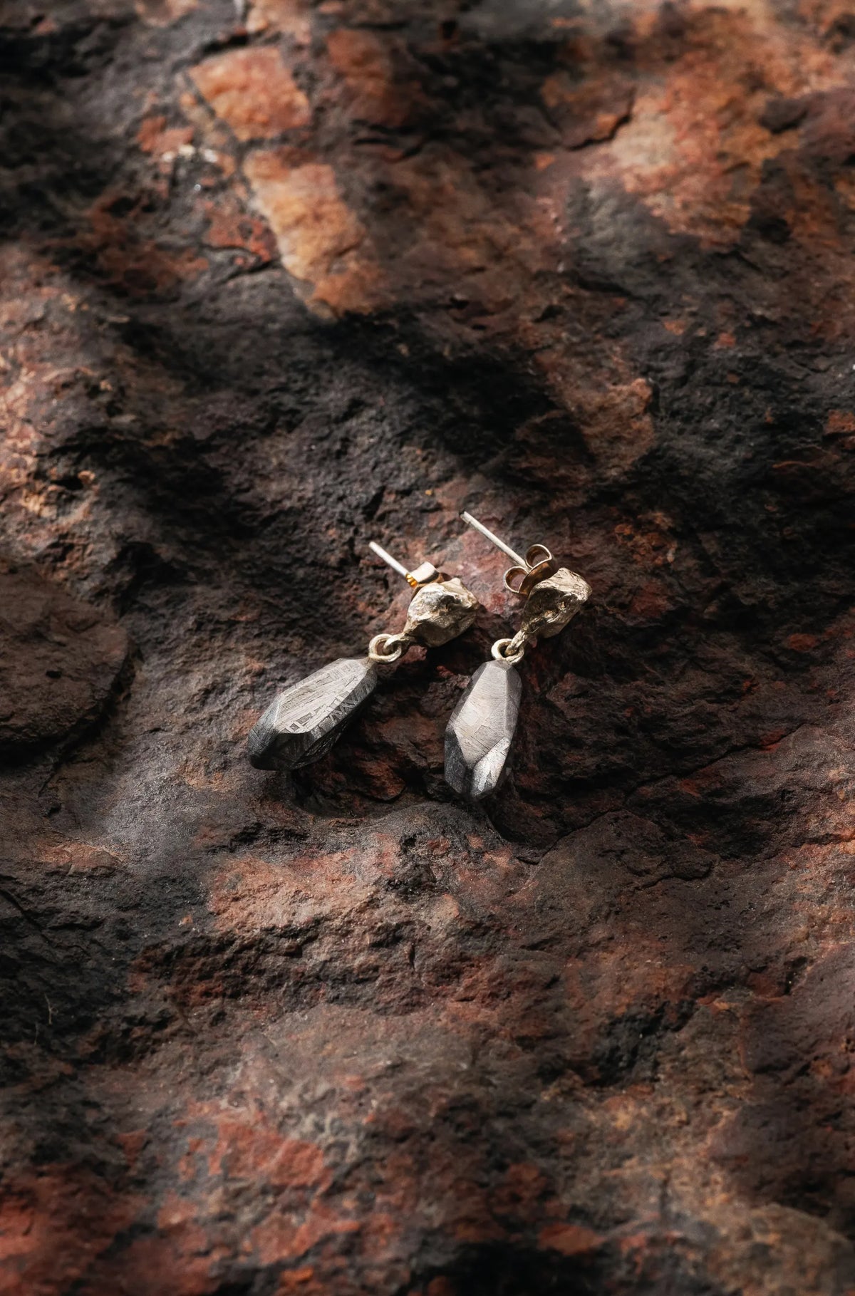 MUONIONALUSTA METEORITE ECLIPSE DROP EARRINGS