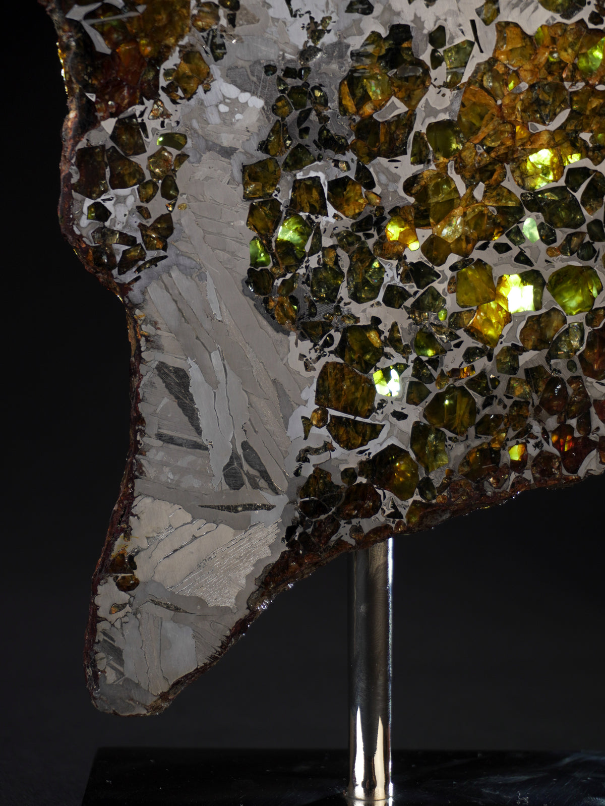 SEYMCHAN METEORITE, MAGADAN REGION, RUSSIA. 469 GRAMS.