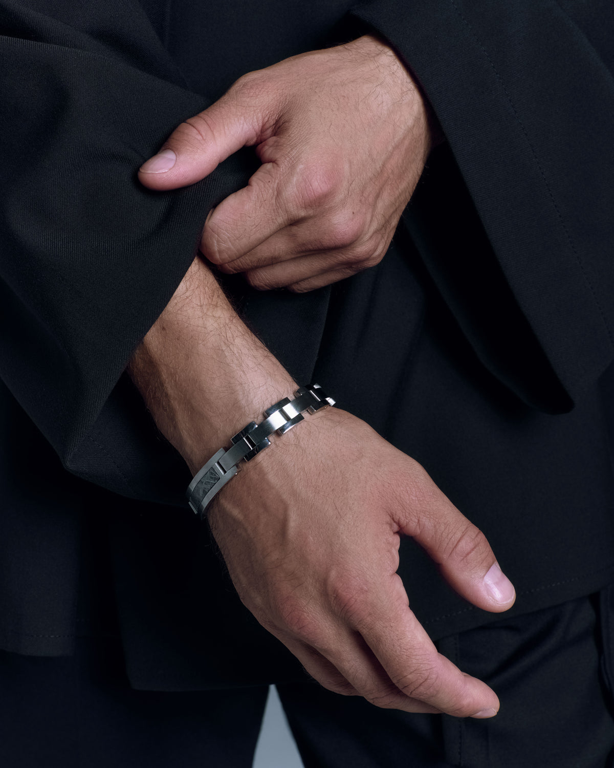 Muonionalusta meteorite bracelet with Stainless Steel “Drogon”