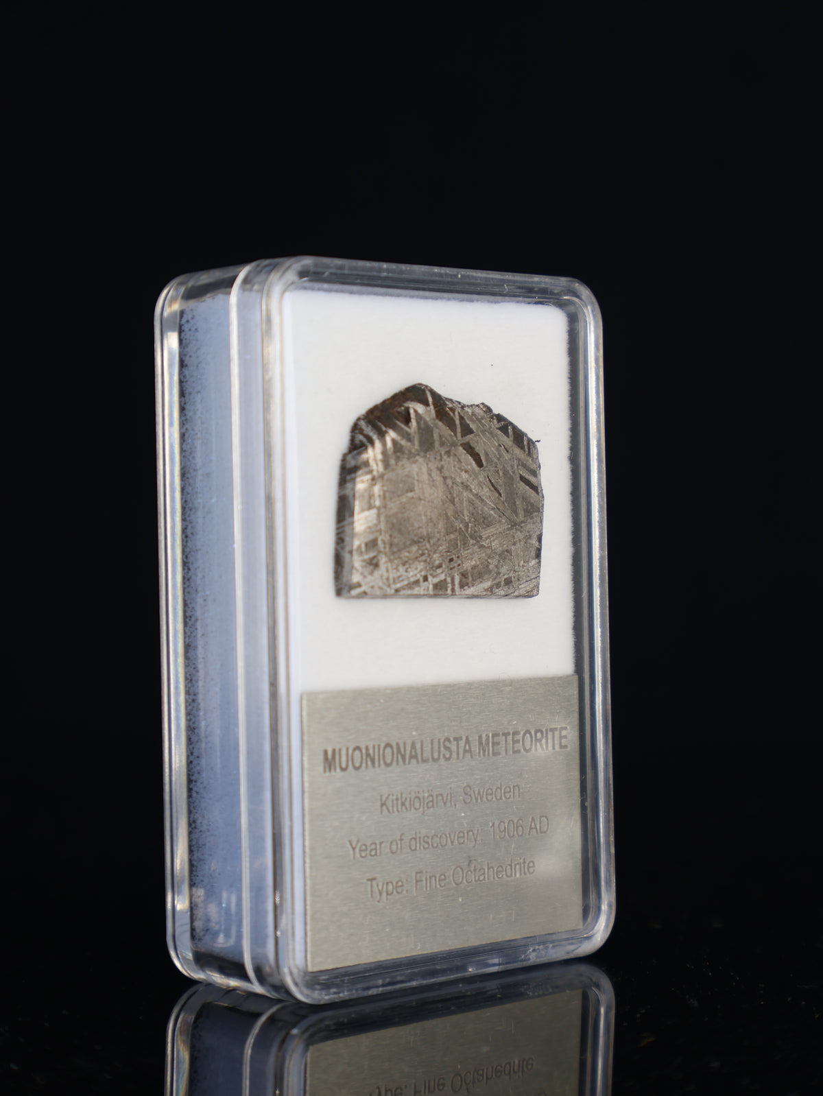 MUONIONALUSTA METEORITE, SWEDEN. DISPLAY BOX. 8,3 GRAMS
