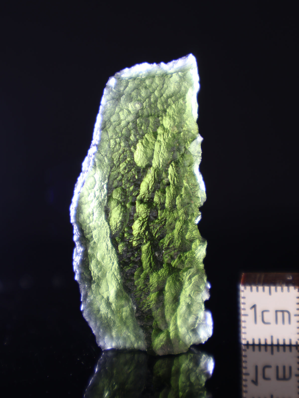 RAW MOLDAVITE, CZECH REPUBLIC. 18,3 GRAMS.