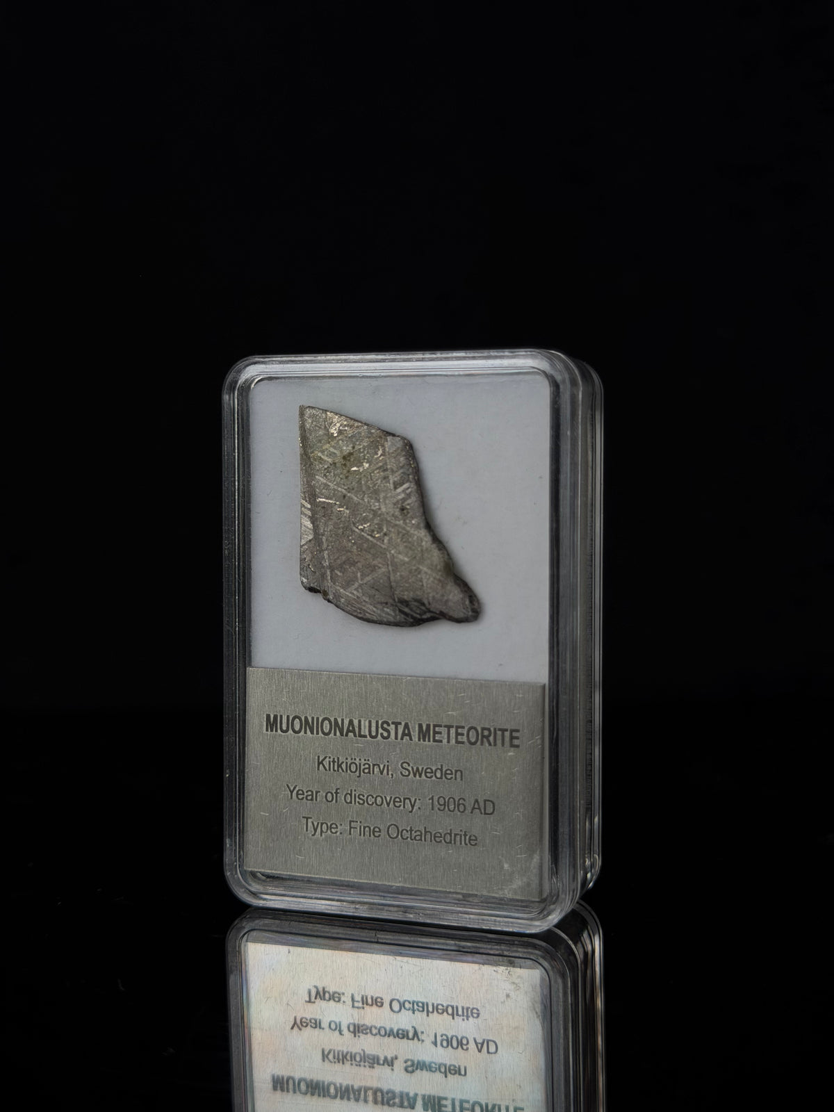MUONIONALUSTA METEORITE, SWEDEN. DISPLAY BOX. 5 GRAMS.