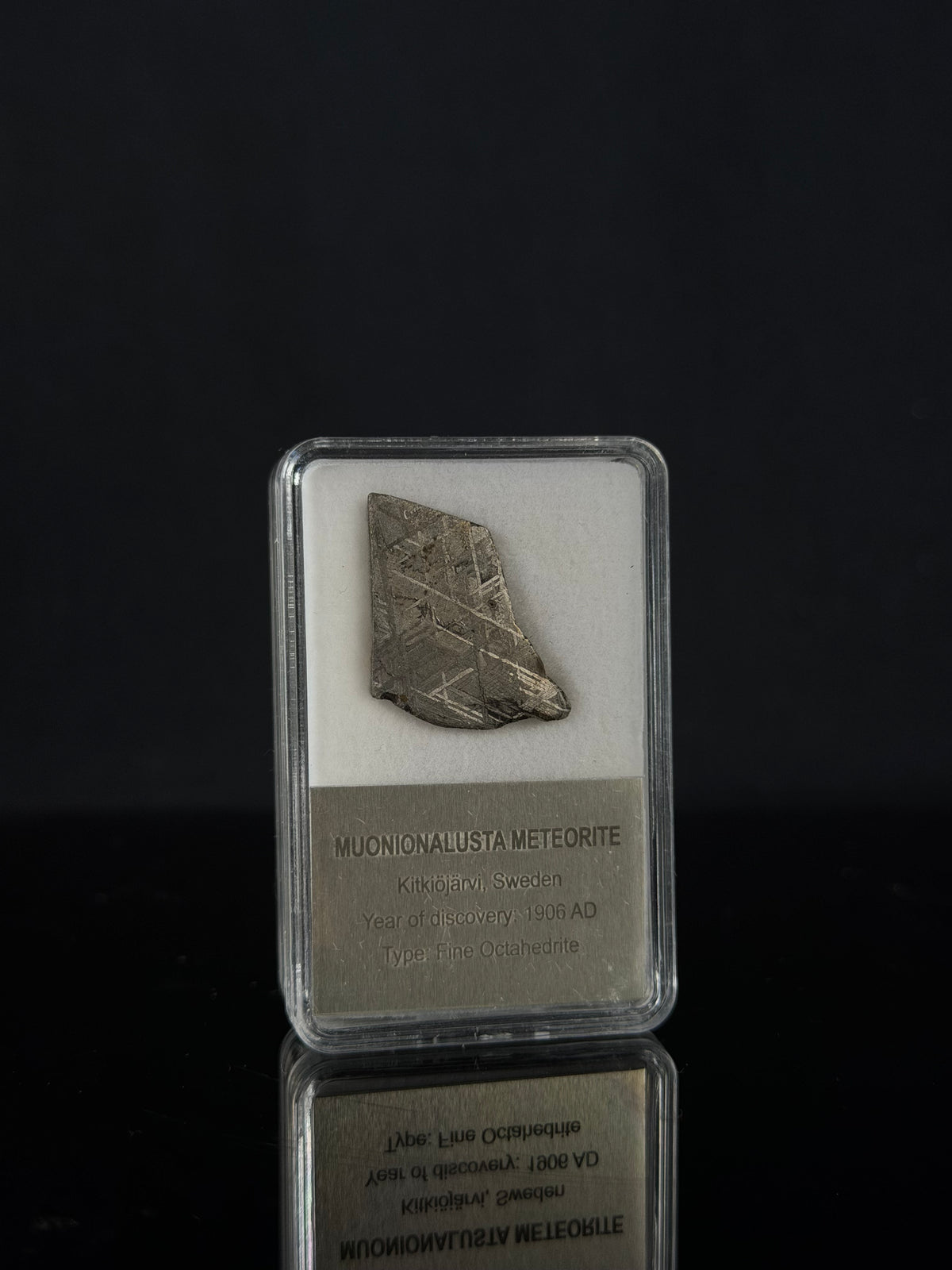 MUONIONALUSTA METEORITE, SWEDEN. DISPLAY BOX. 5 GRAMS.