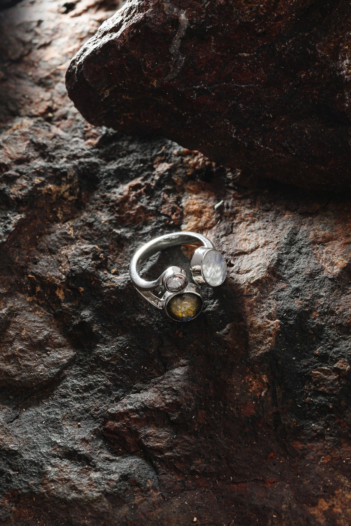 Ring Universe, with Muonionalusta meteorite, moon stone and amethyst.
