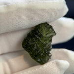 RAW MOLDAVITE, CZECH REPUBLIC. 5,64 GRAMS.