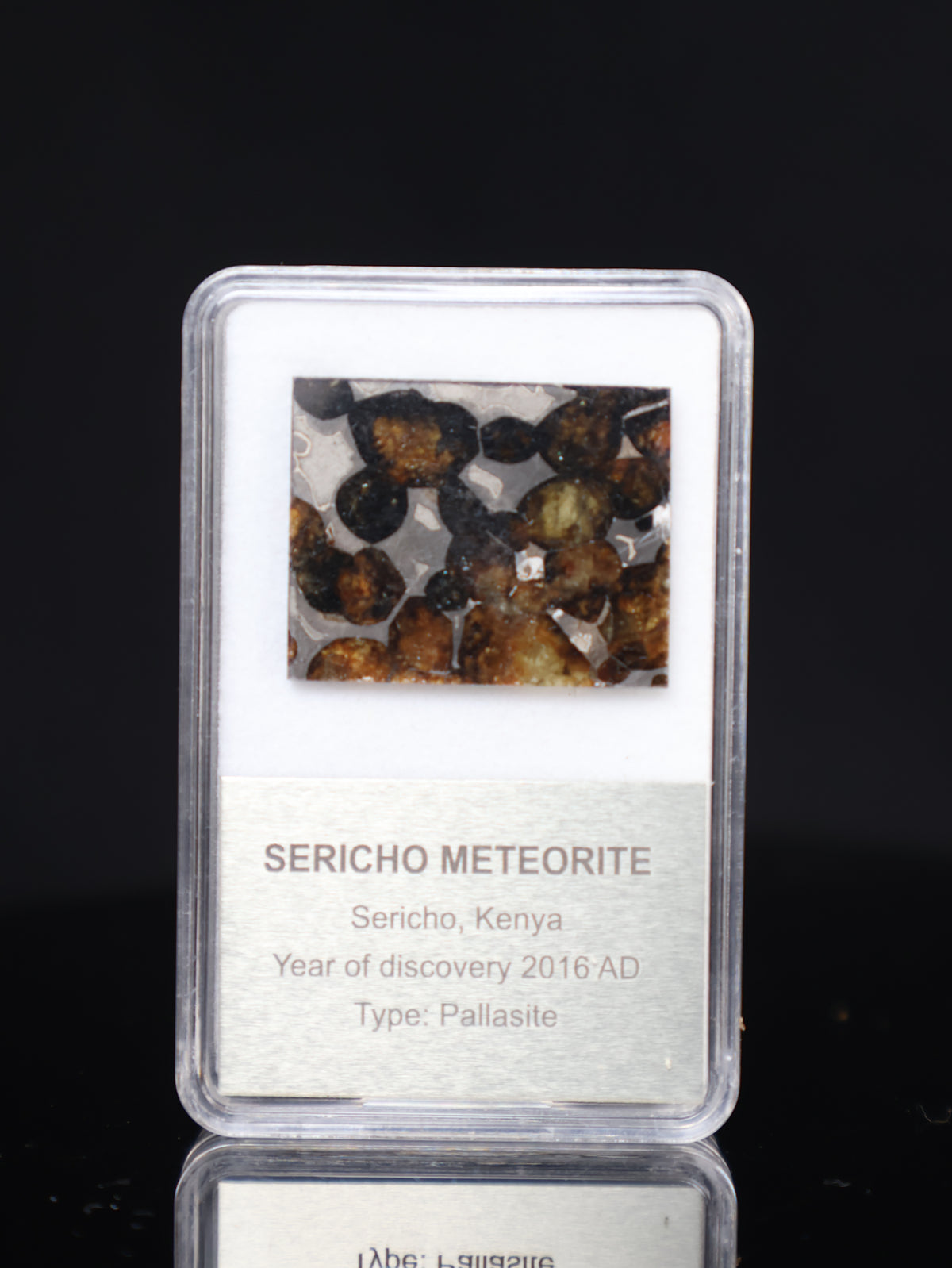 SERICHO METEORITE, KENYA. DISPLAY BOX. 5 GRAMS.