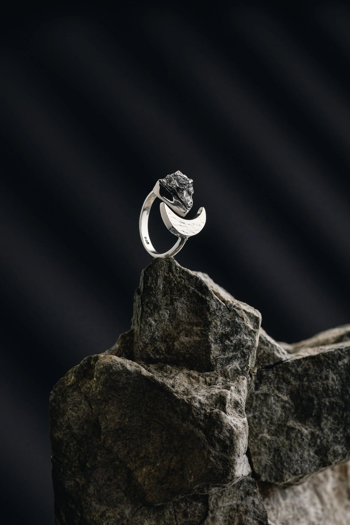 Campo del Cielo Moon Jewelry Set