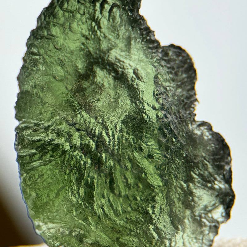 RAW MOLDAVITE, CZECH REPUBLIC. 2,94 GRAMS.