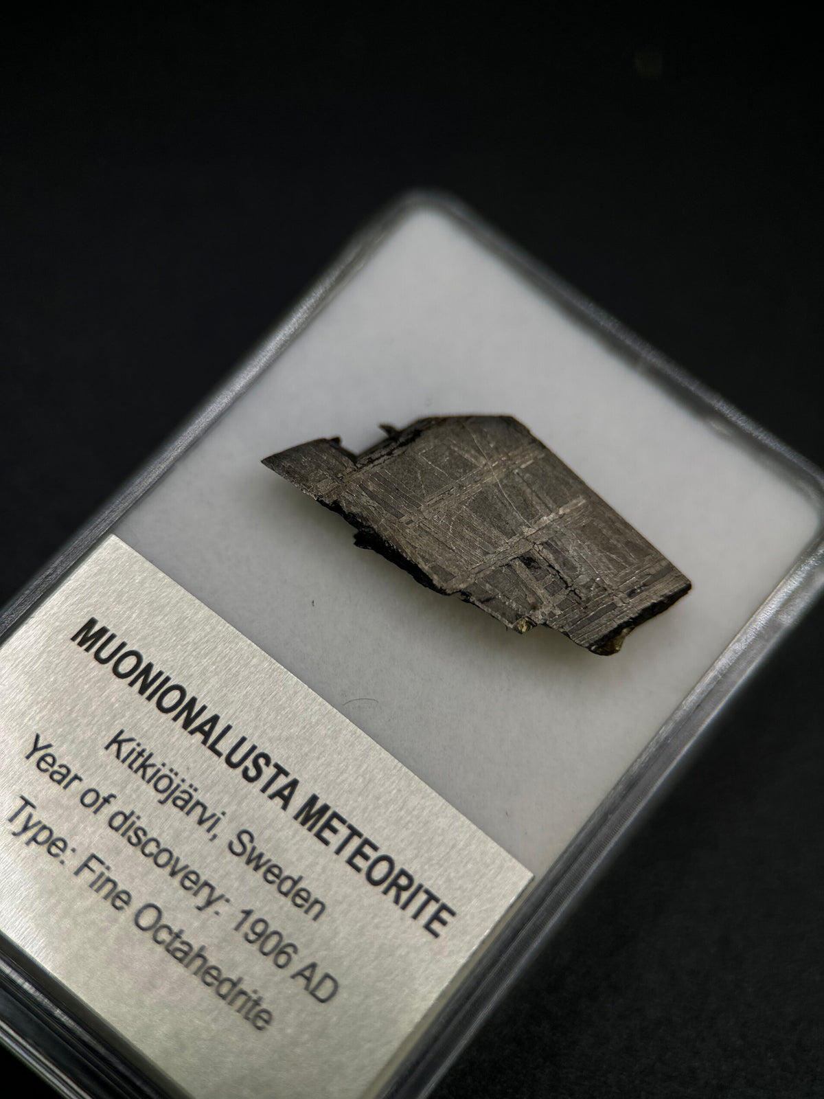 MUONIONALUSTA METEORITE, SWEDEN. DISPLAY BOX. 5,75 GRAMS.
