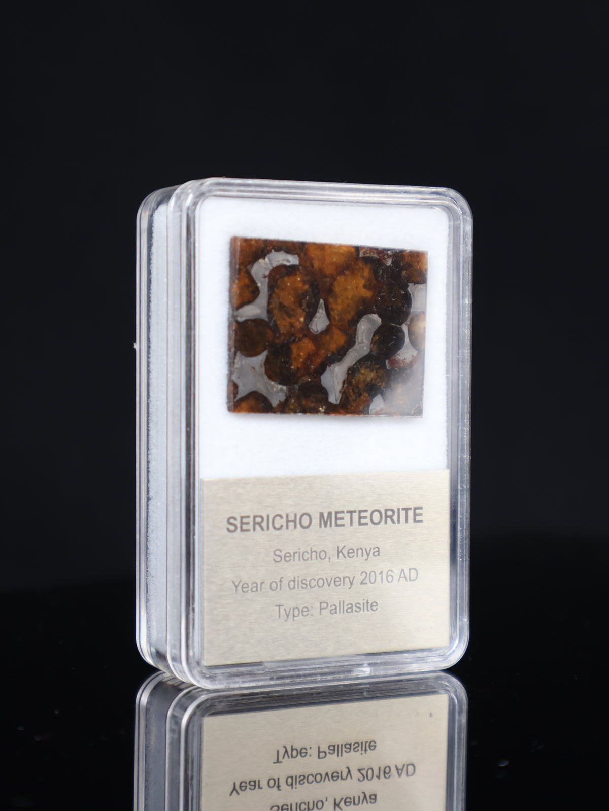 SERICHO METEORITE, KENYA. DISPLAY BOX. 5 GRAMS.