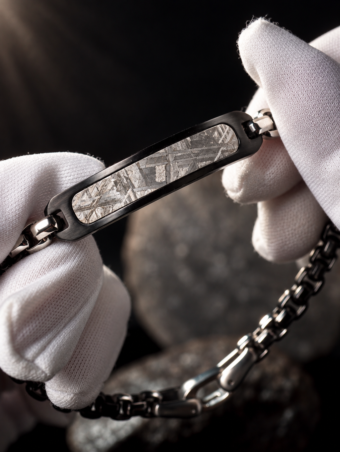MUONIONALUSTA METEORITE DARK HORIZON BRACELET