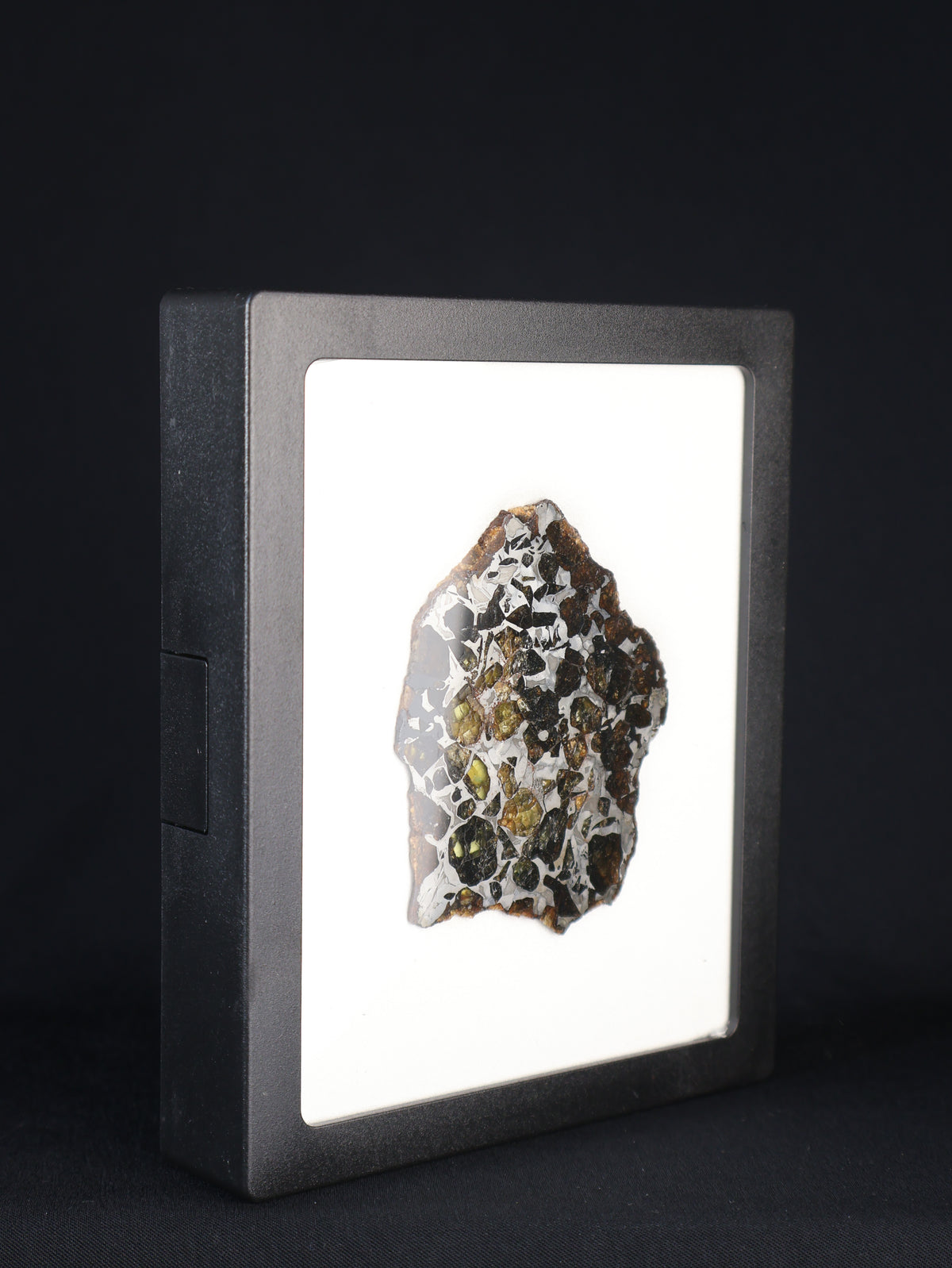 SEYMCHAN METEORITE, MAGADAN REGION, RUSSIA. 34,25 GRAMS SLICE.