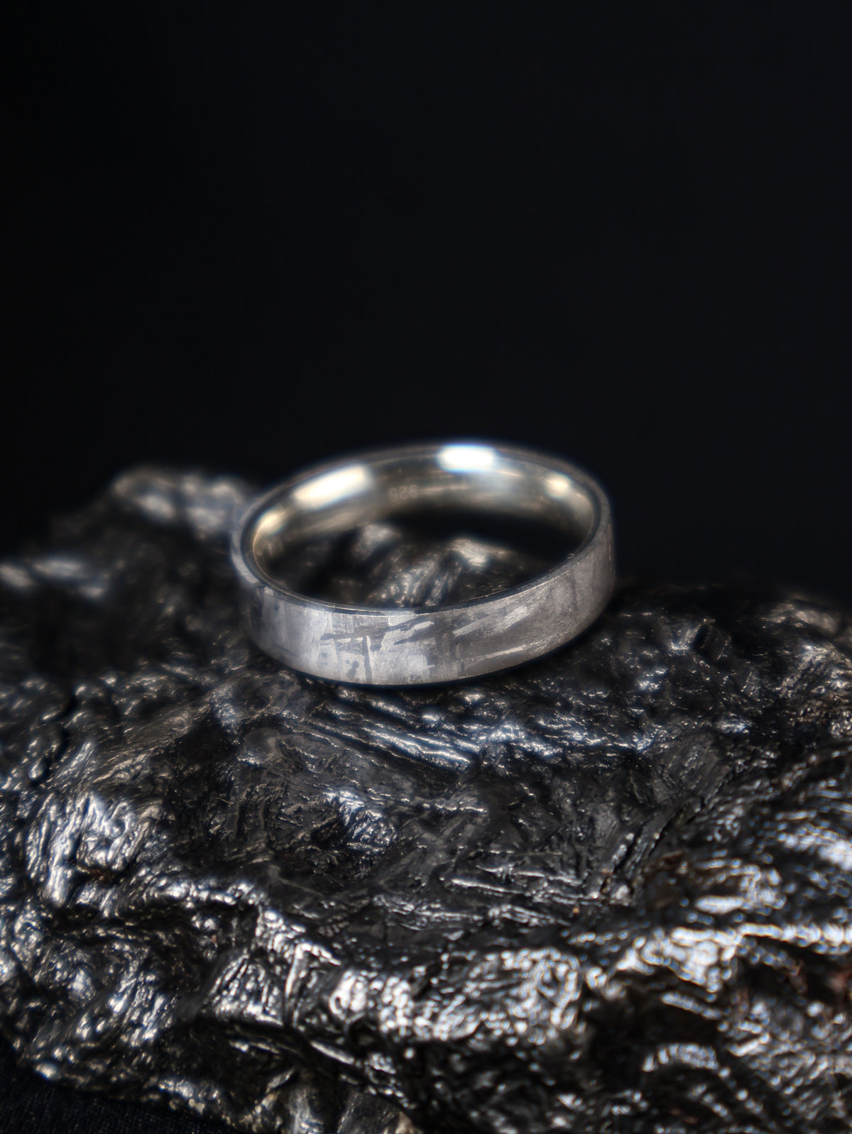 INTERSTELLAR - MUONIONALUSTA METEORITE & SILVER 925