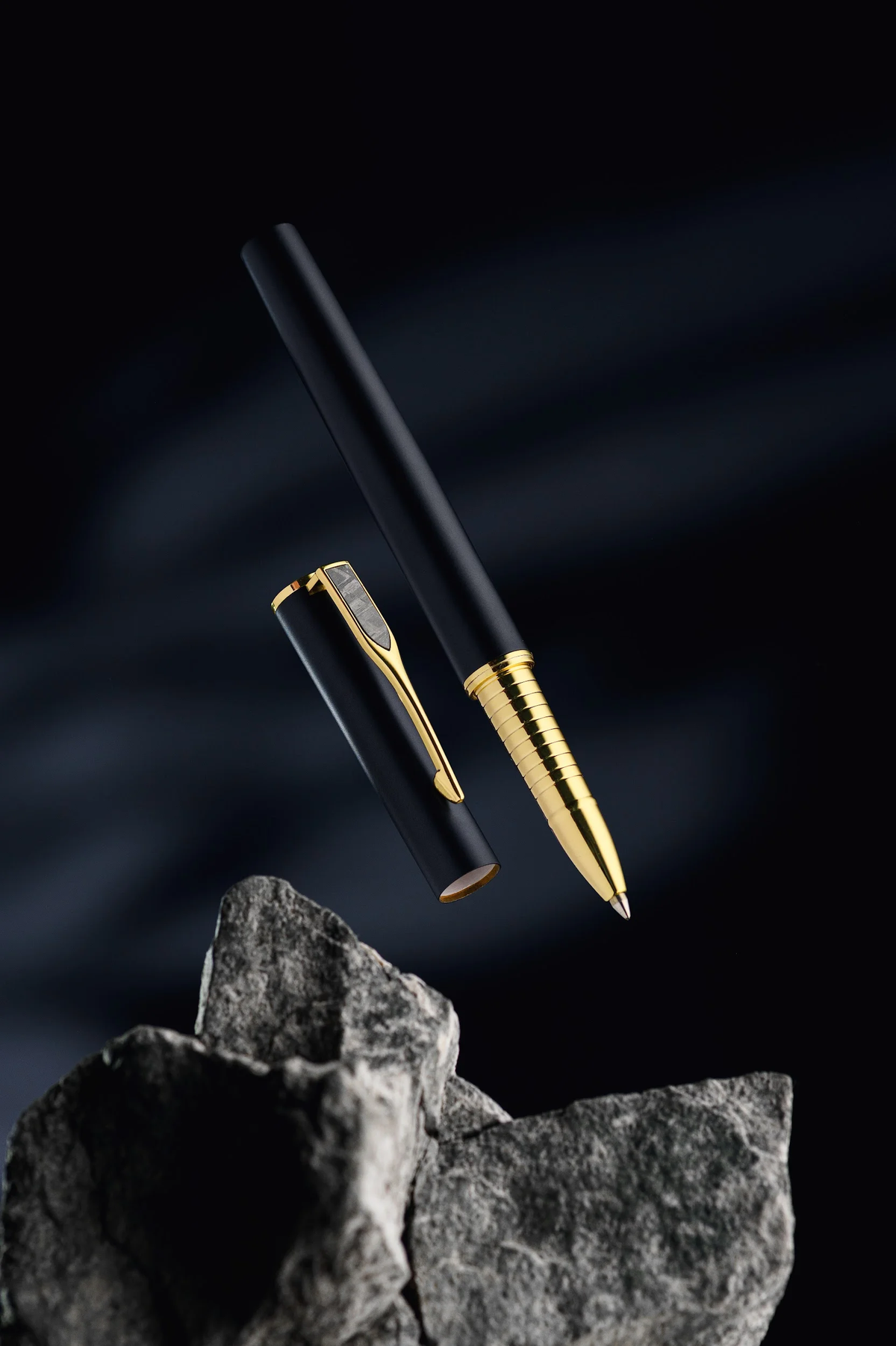 Muonionalusta meteorite pen