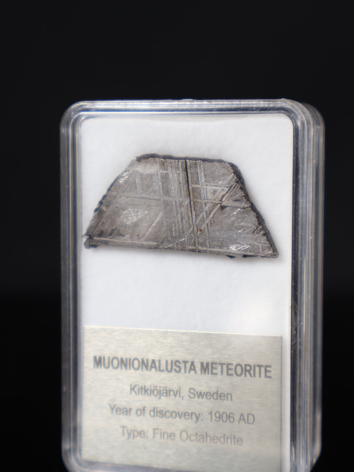 MUONIONALUSTA METEORITE, SWEDEN. DISPLAY BOX. 7 GRAMS.