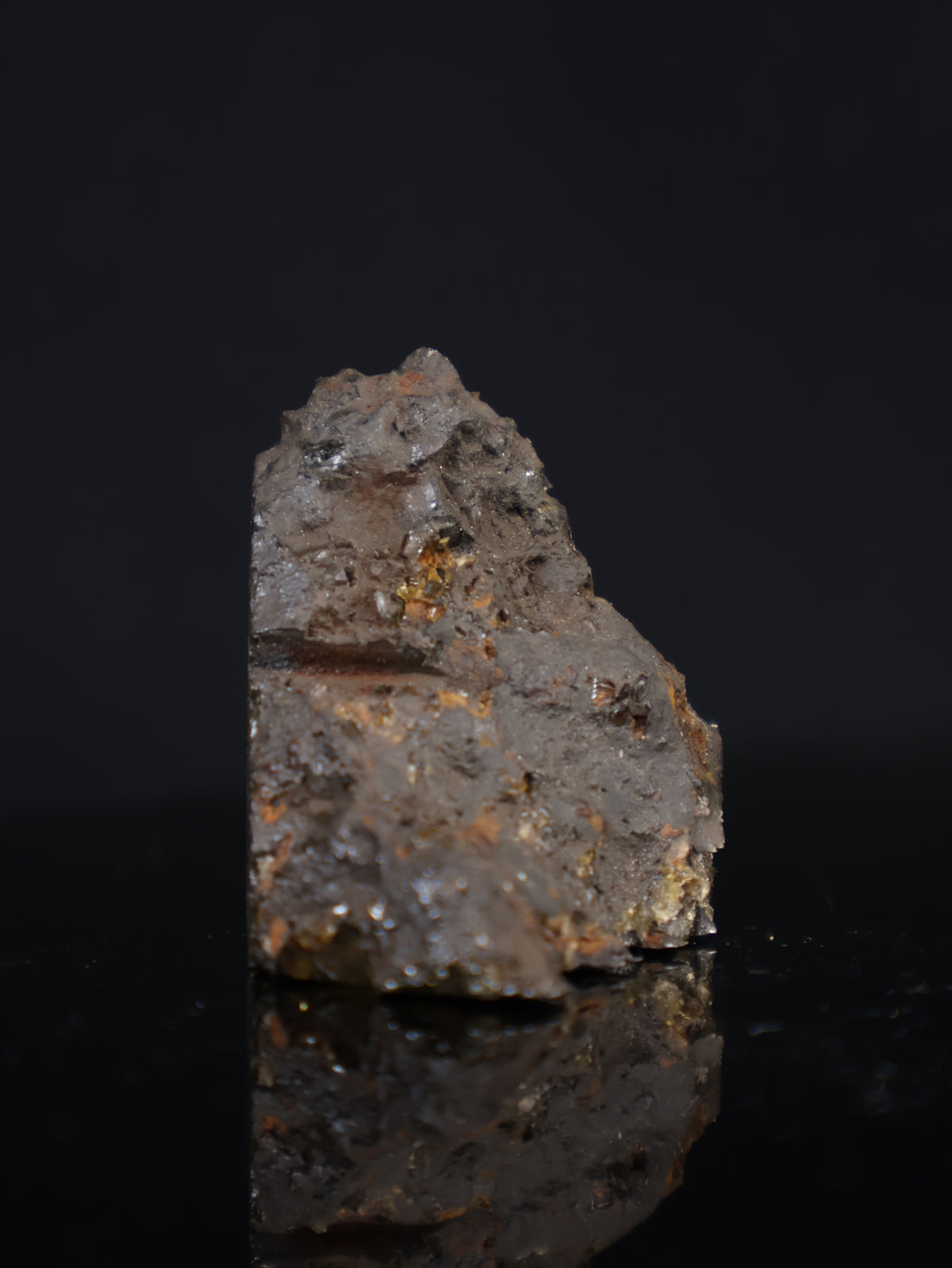 Seymchan meteorite, Russia. 44 grams end-cut.