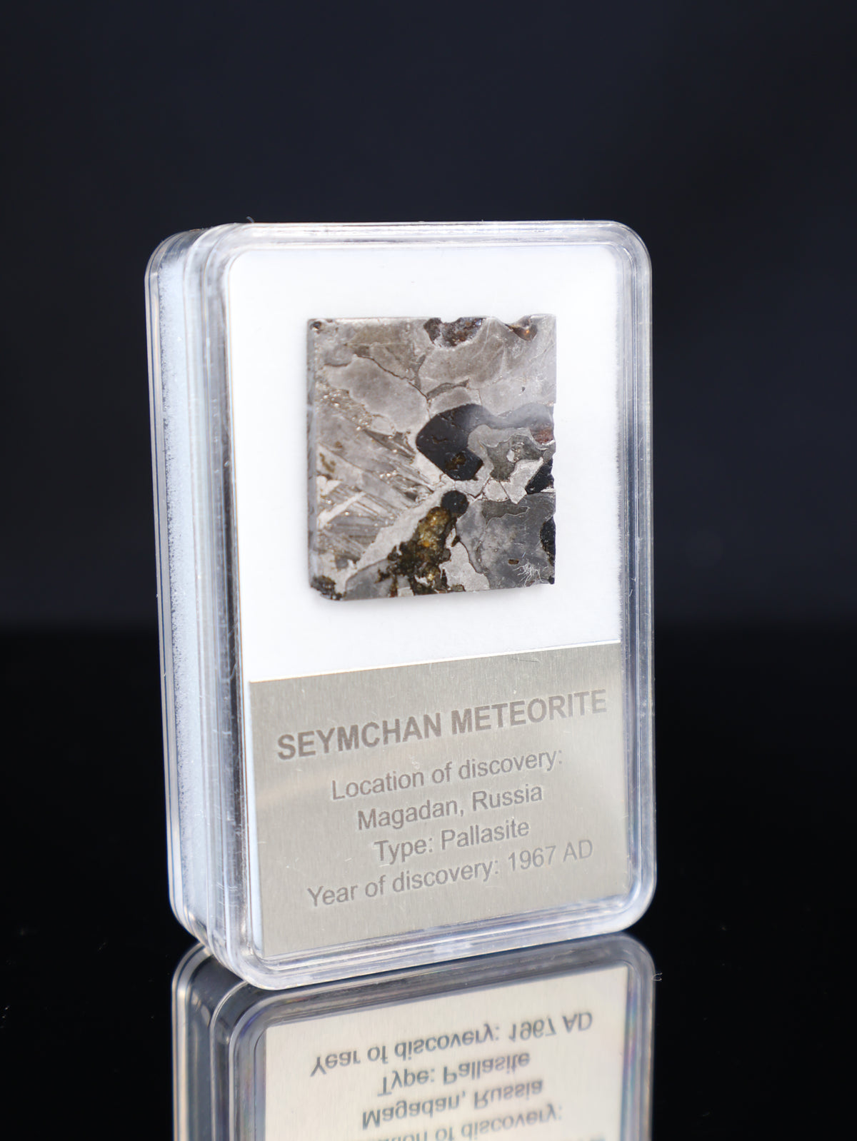 SEYMCHAN METEORITE, RUSSIA. DISPLAY BOX. 5,12 GRAMS.