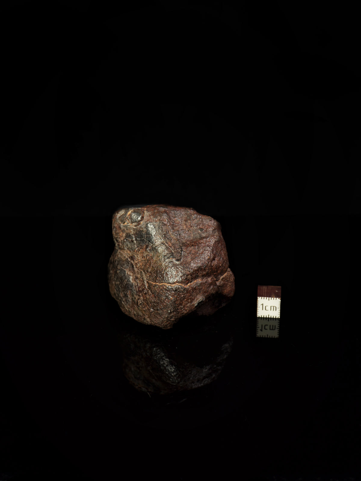 CHONDRITE METEORITE, NORTH WEST AFRICA. 184,6 GRAMS.