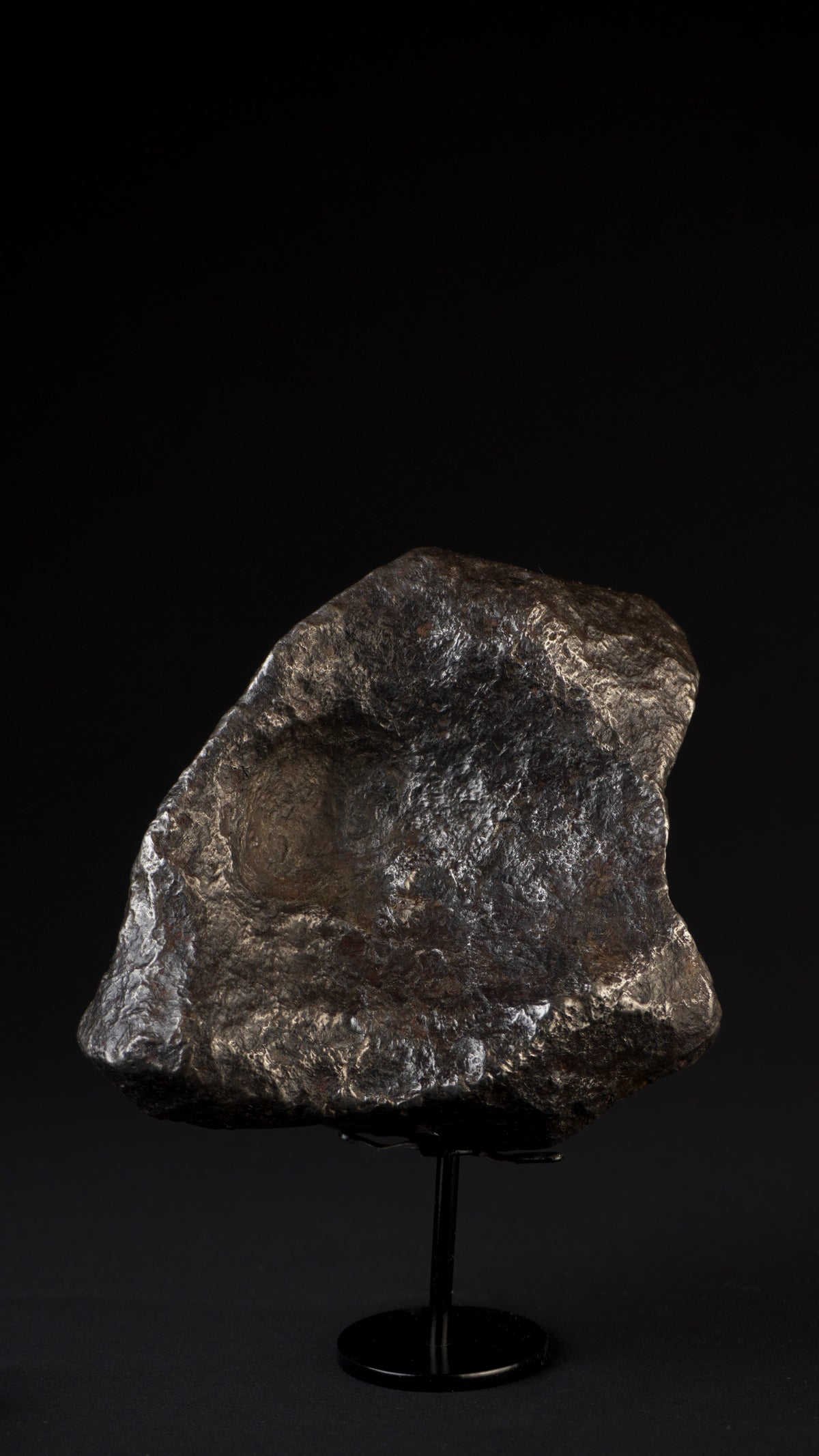 MUONIONALUSTA METEORITE, SWEDEN. FULL METEORITE 3287 GRAMS.