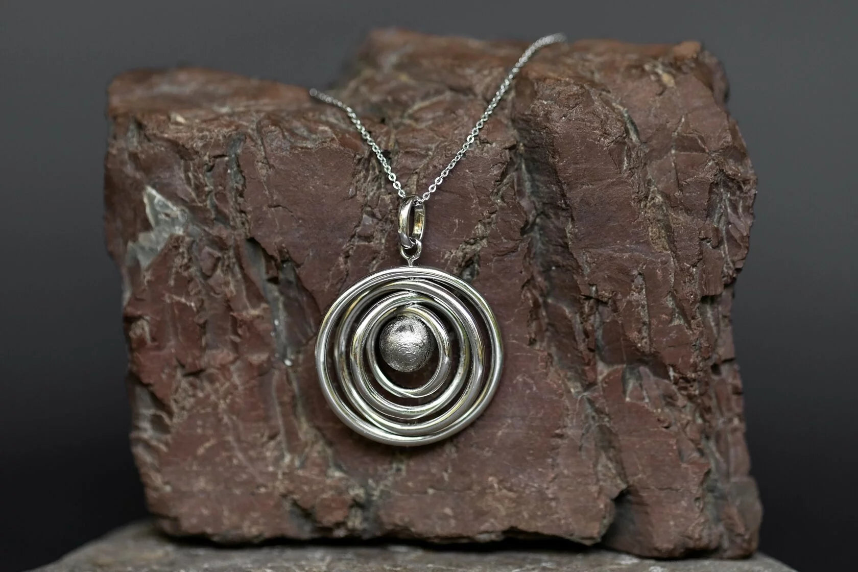 Muonionalusta Meteorite Orbit pendant