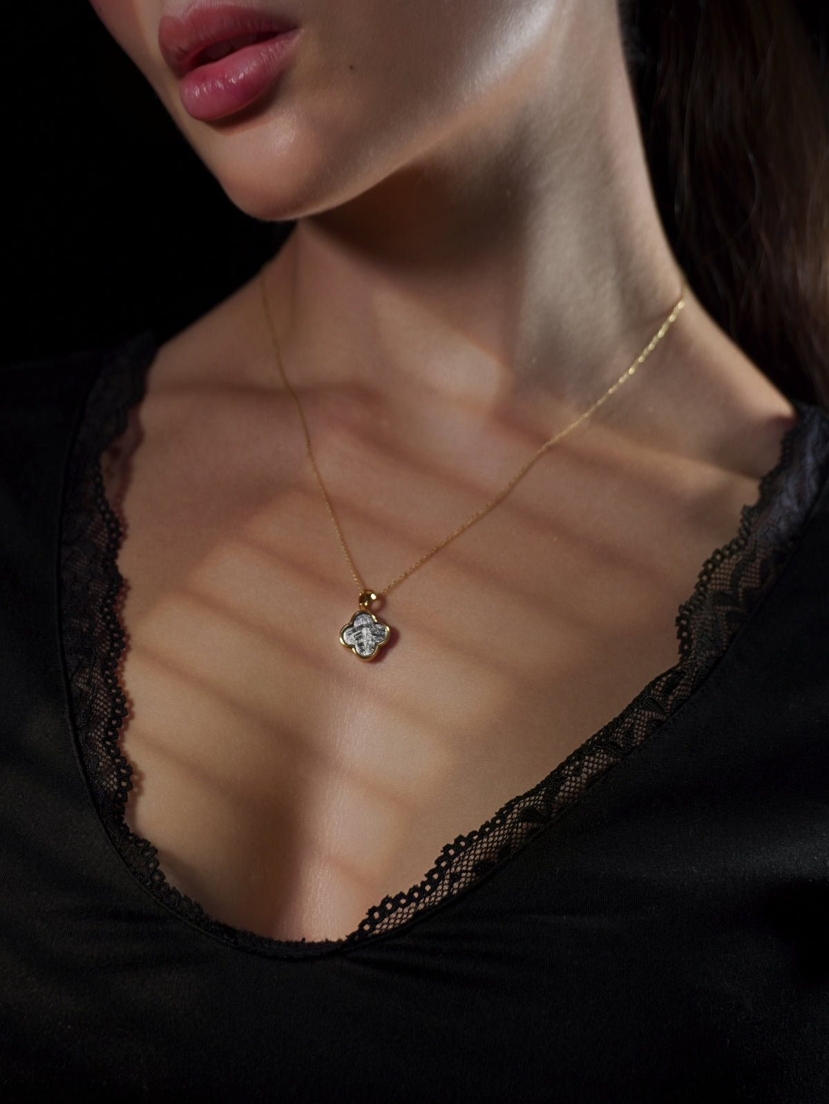 Muonionalusta Meteorite Gold Plated Clover Pendant