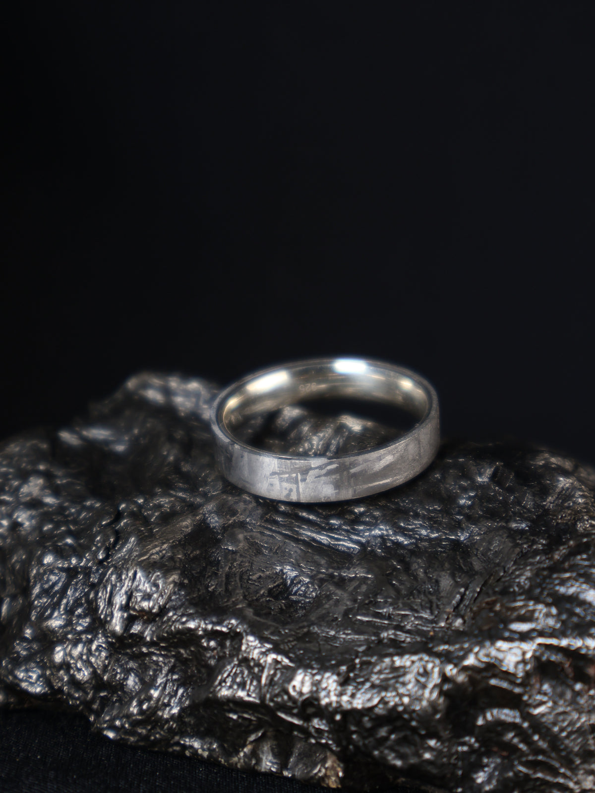 INTERSTELLAR - MUONIONALUSTA METEORITE & SILVER 925