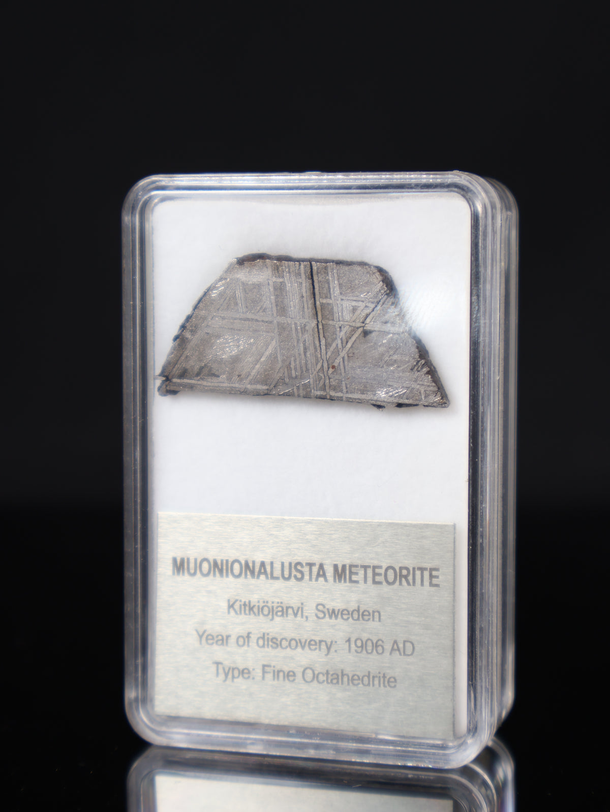 MUONIONALUSTA METEORITE, SWEDEN. DISPLAY BOX. 7 GRAMS.