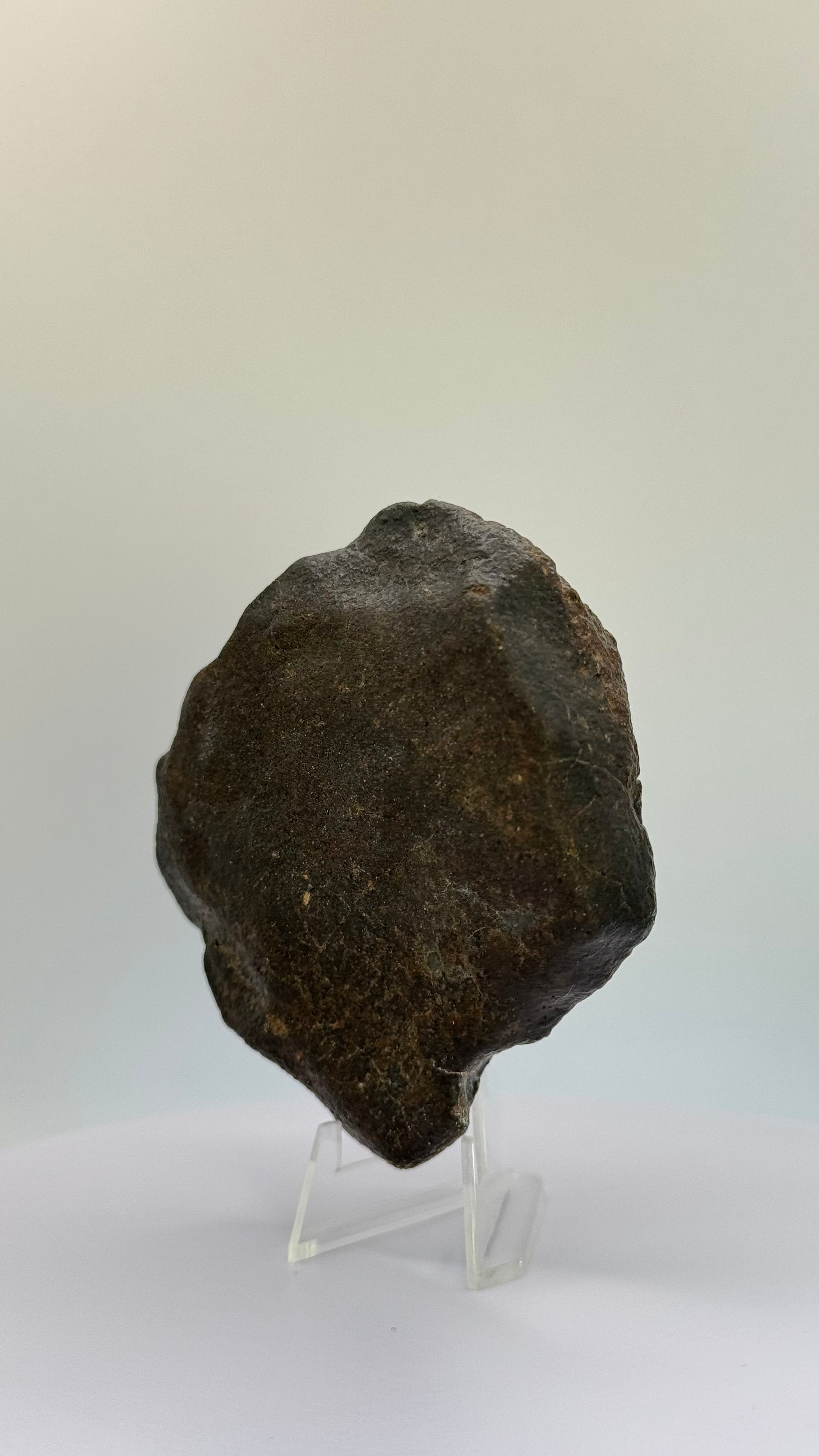 Chondrite Meteorite, North West Africa. 153.66g