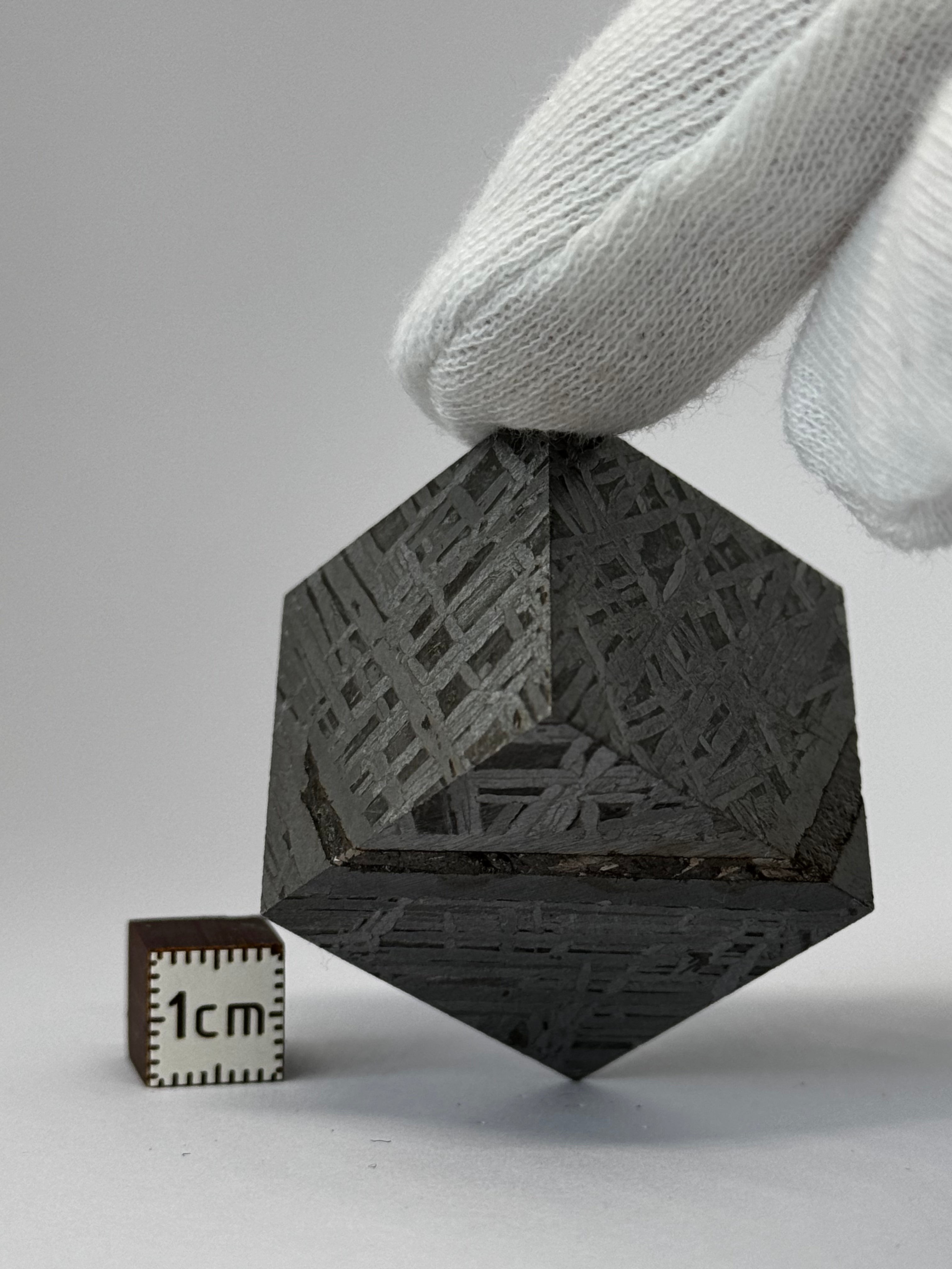 Aletai, Gobi Desert, China. 187,90 grams Cube.