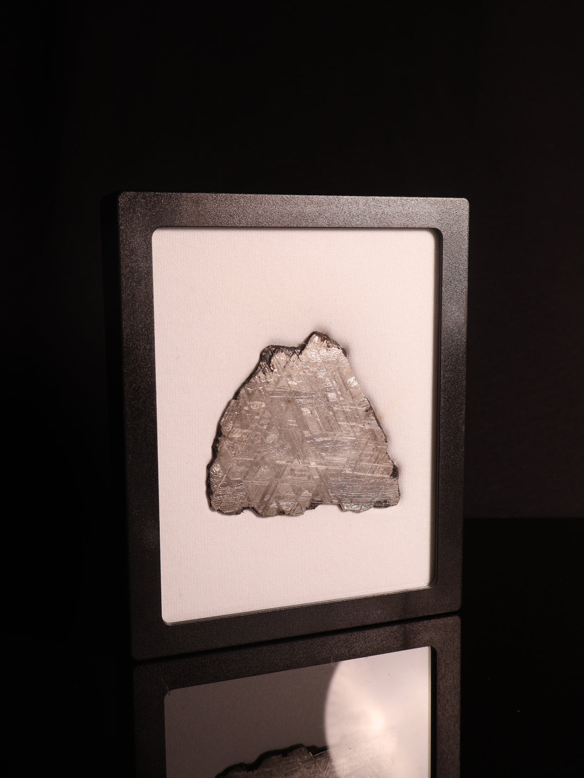Muonionalusta meteorite, Sweden. 60 grams.