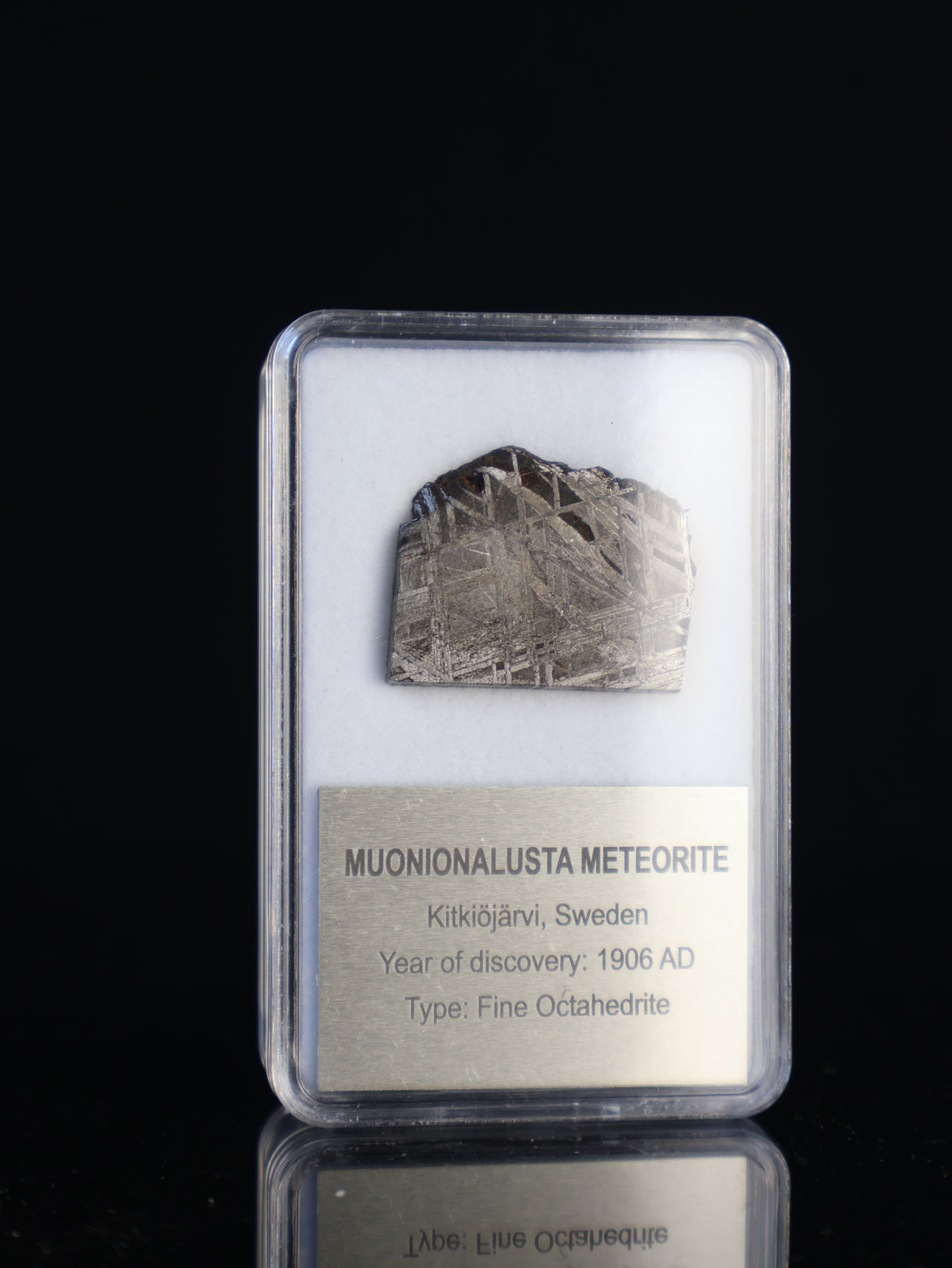 MUONIONALUSTA METEORITE, SWEDEN. DISPLAY BOX. 8,3 GRAMS