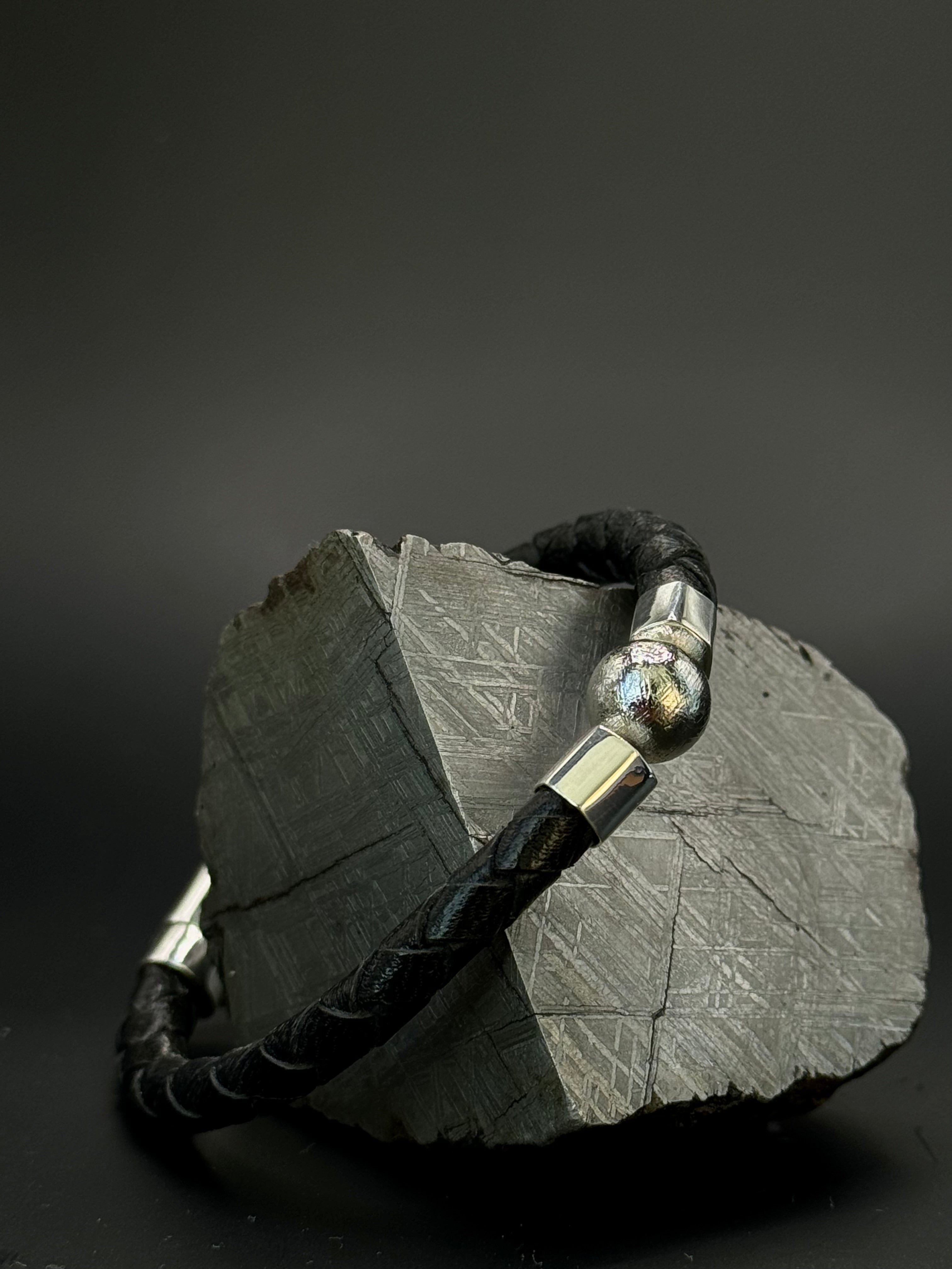 Muonionalusta Meteorite bead Bracelet with Leather strap