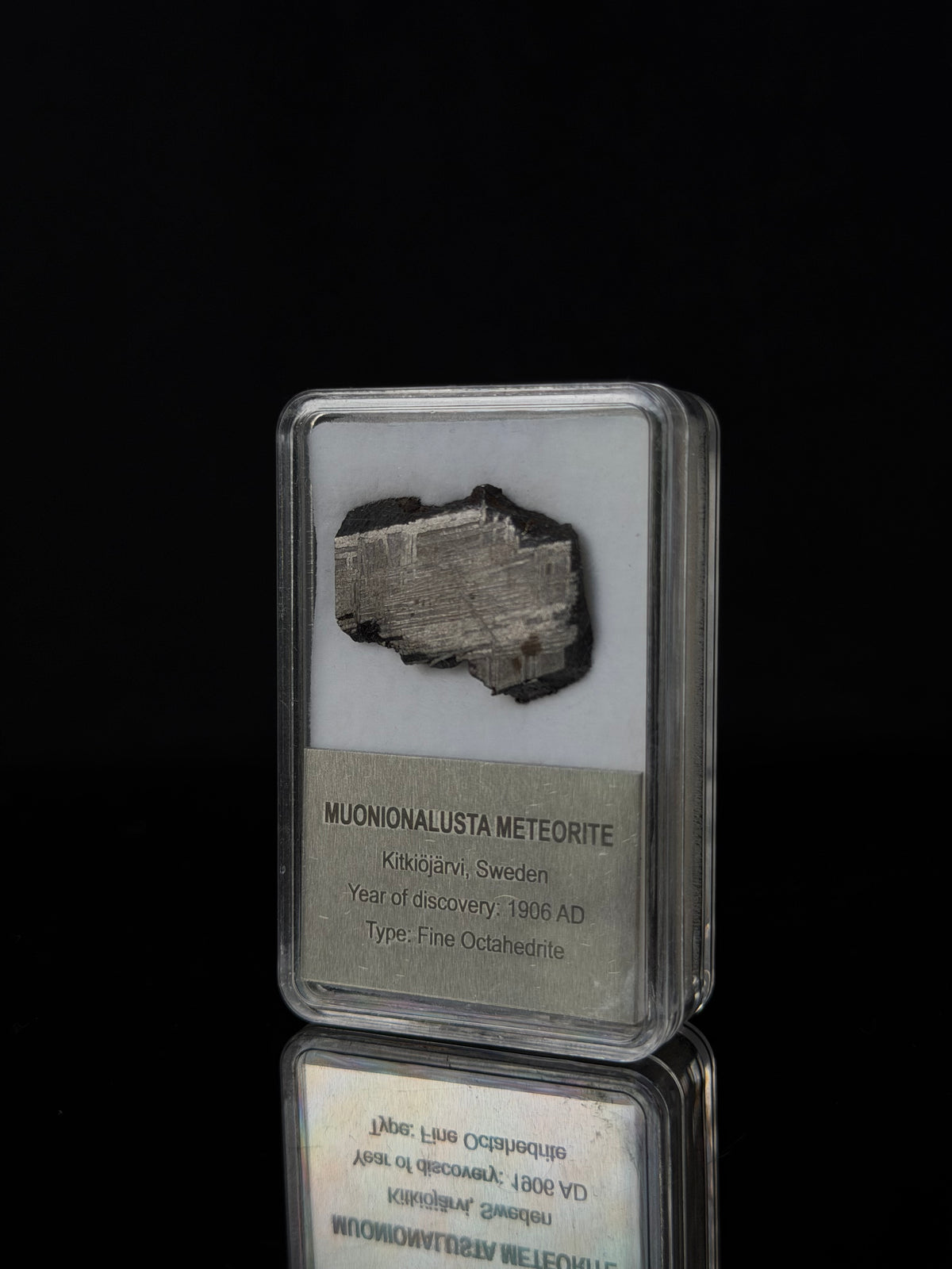 MUONIONALUSTA METEORITE, SWEDEN. DISPLAY BOX. 8,35 GRAMS.