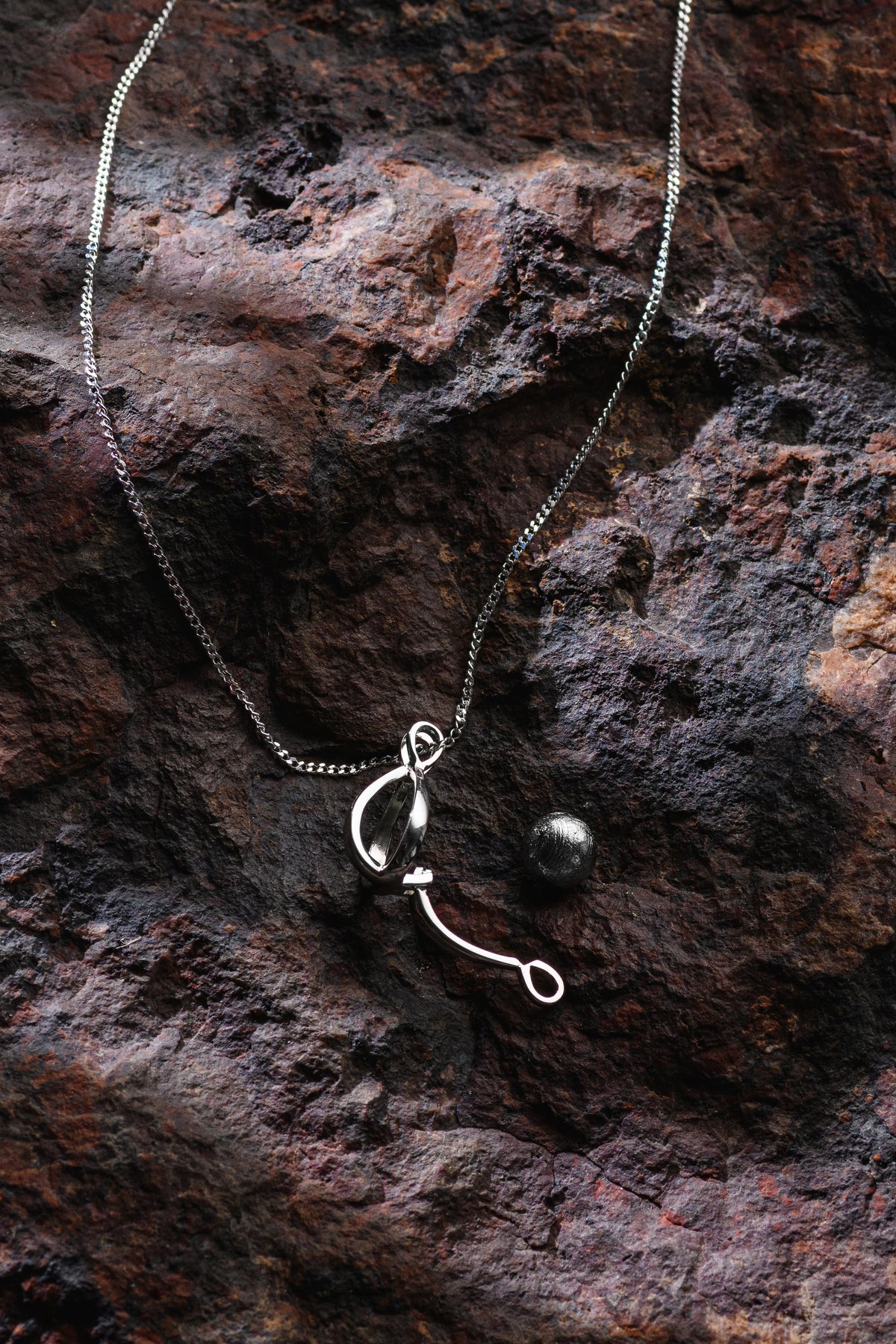 Muonionalusta meteorite Cosmic Keeper pendant
